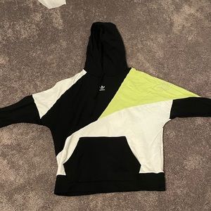 Colorblock Adidas sweatshirt